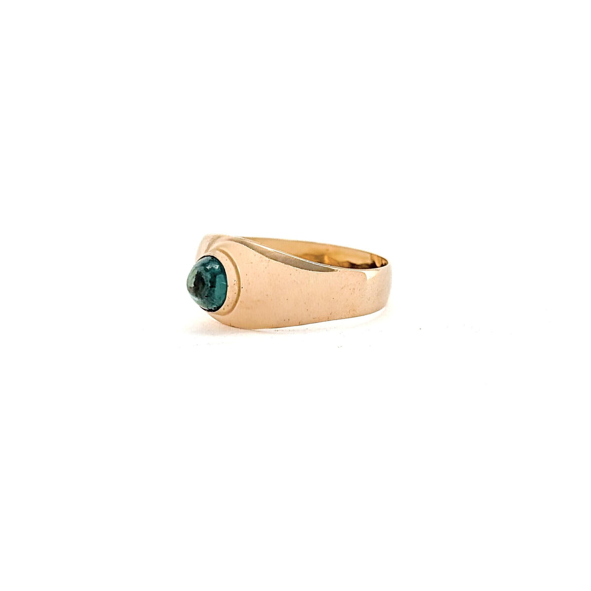 Vintage 18K Gold Green Tourmaline Cabochon Ring