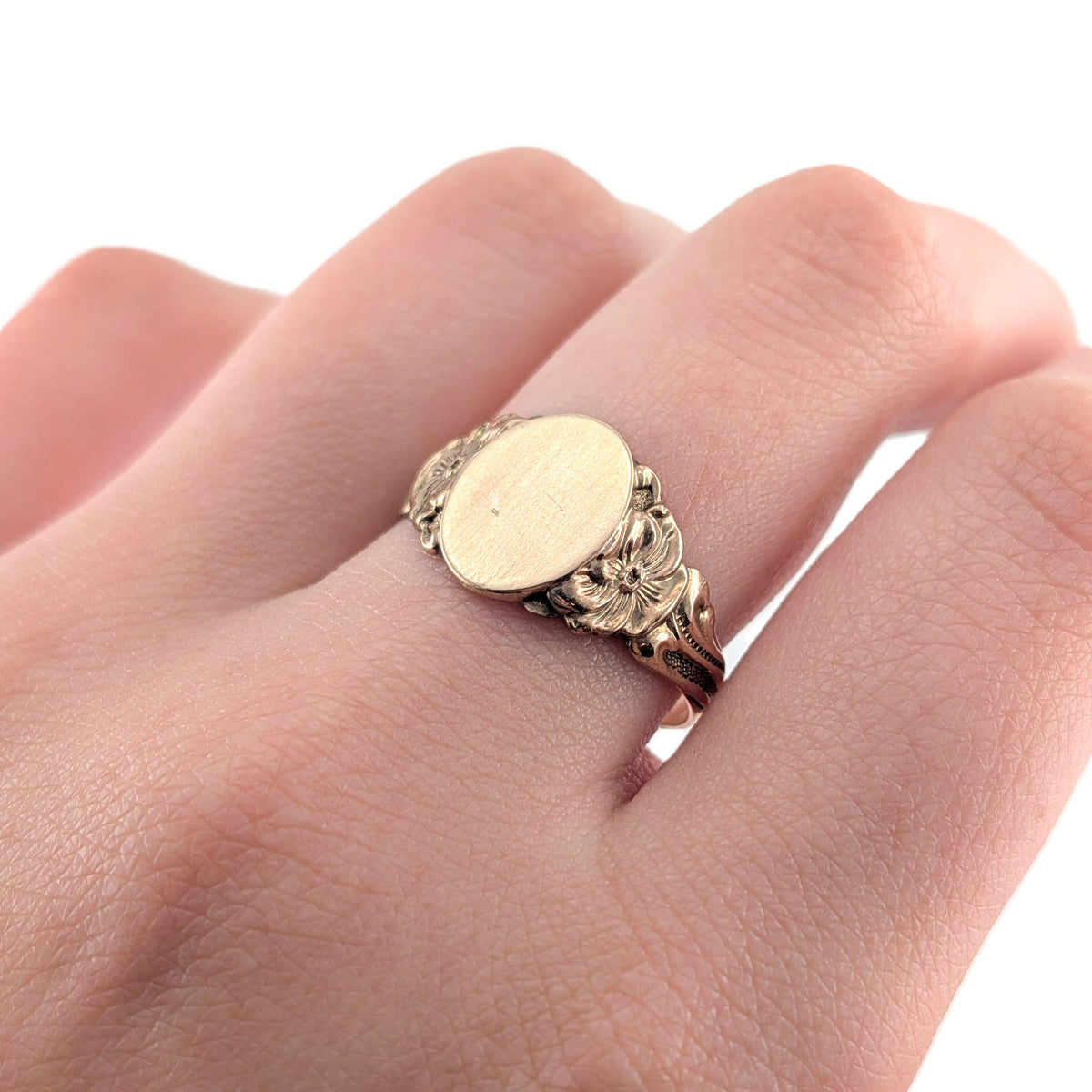 Antique 10K Yellow Gold Art Nouveau Signet Ring, Circa 1900