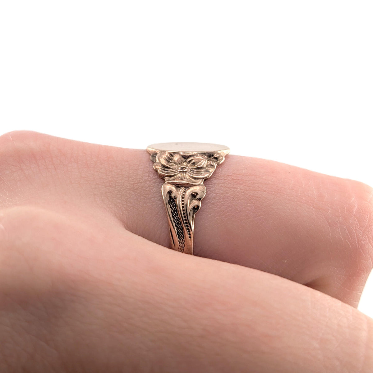 Antique 10K Yellow Gold Art Nouveau Signet Ring, Circa 1900