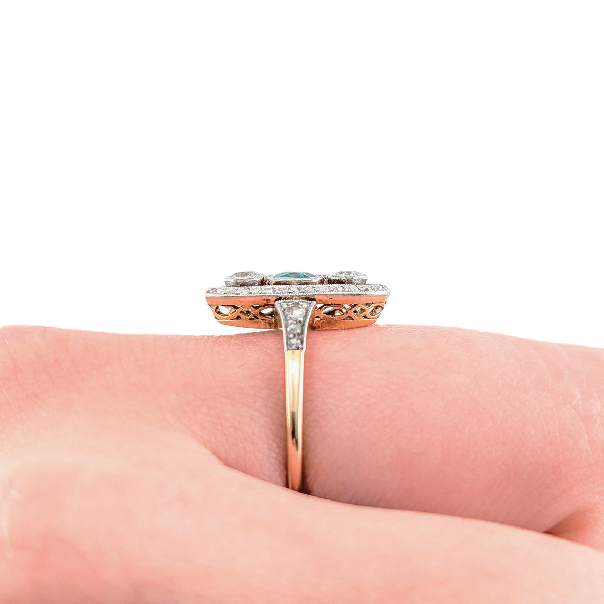 Antique Art Deco Emerald & Old European Cut Diamond Ring