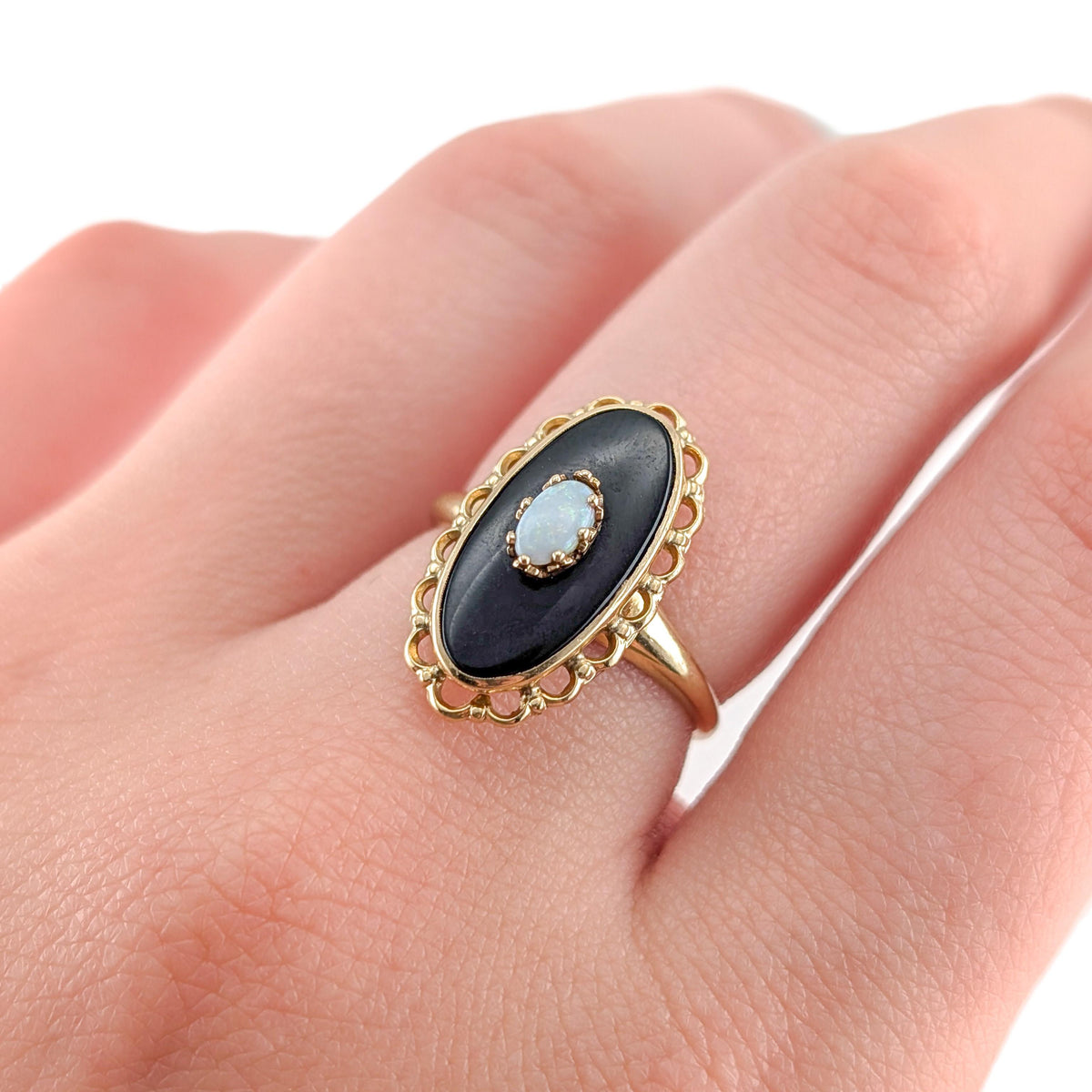 Vintage 10K Gold Black Onyx & Opal Ring