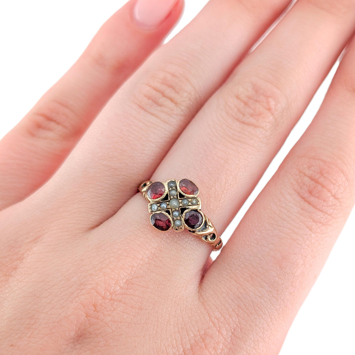 Antique Victorian 10K Gold Garnet & Seed Pearl Cluster Ring