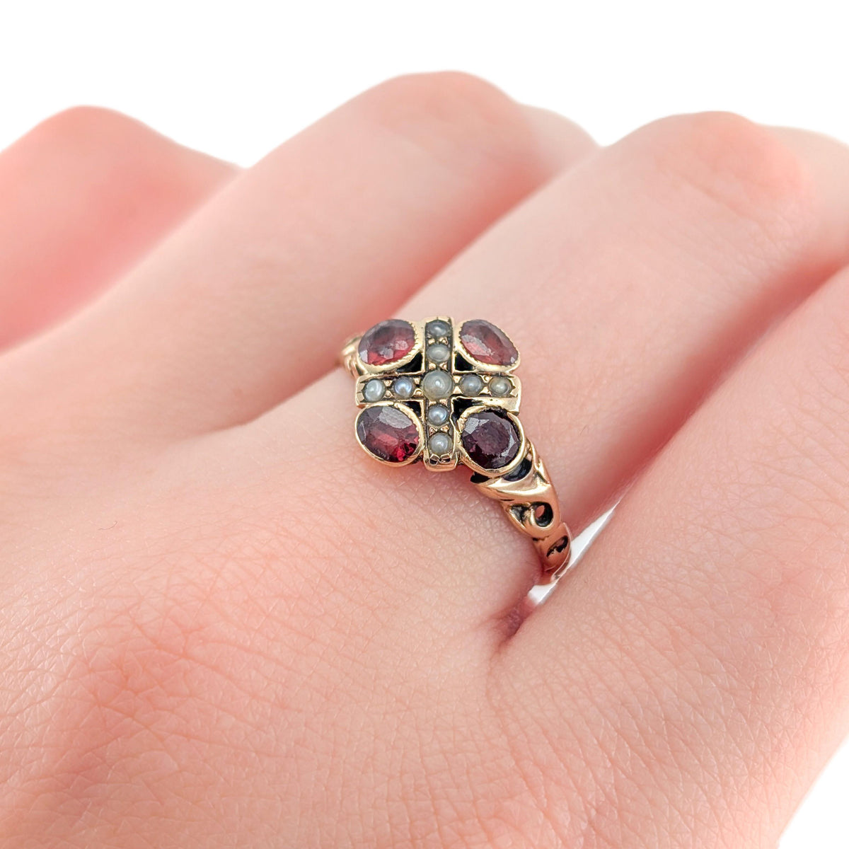 Antique Victorian 10K Gold Garnet & Seed Pearl Cluster Ring