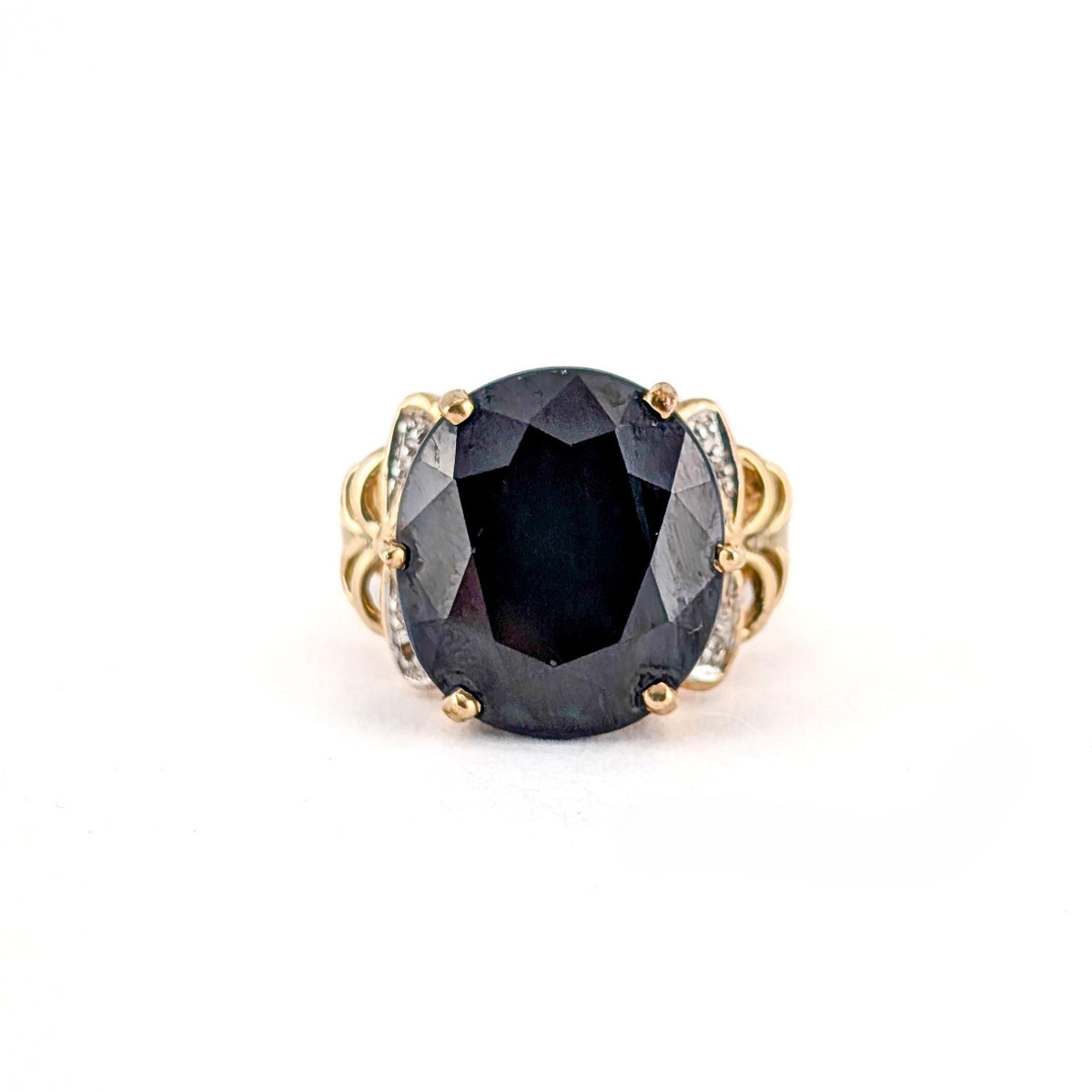 Vintage 10K Yellow Gold 11.28 ct Dark Blue Sapphire & Diamond Cocktail Ring