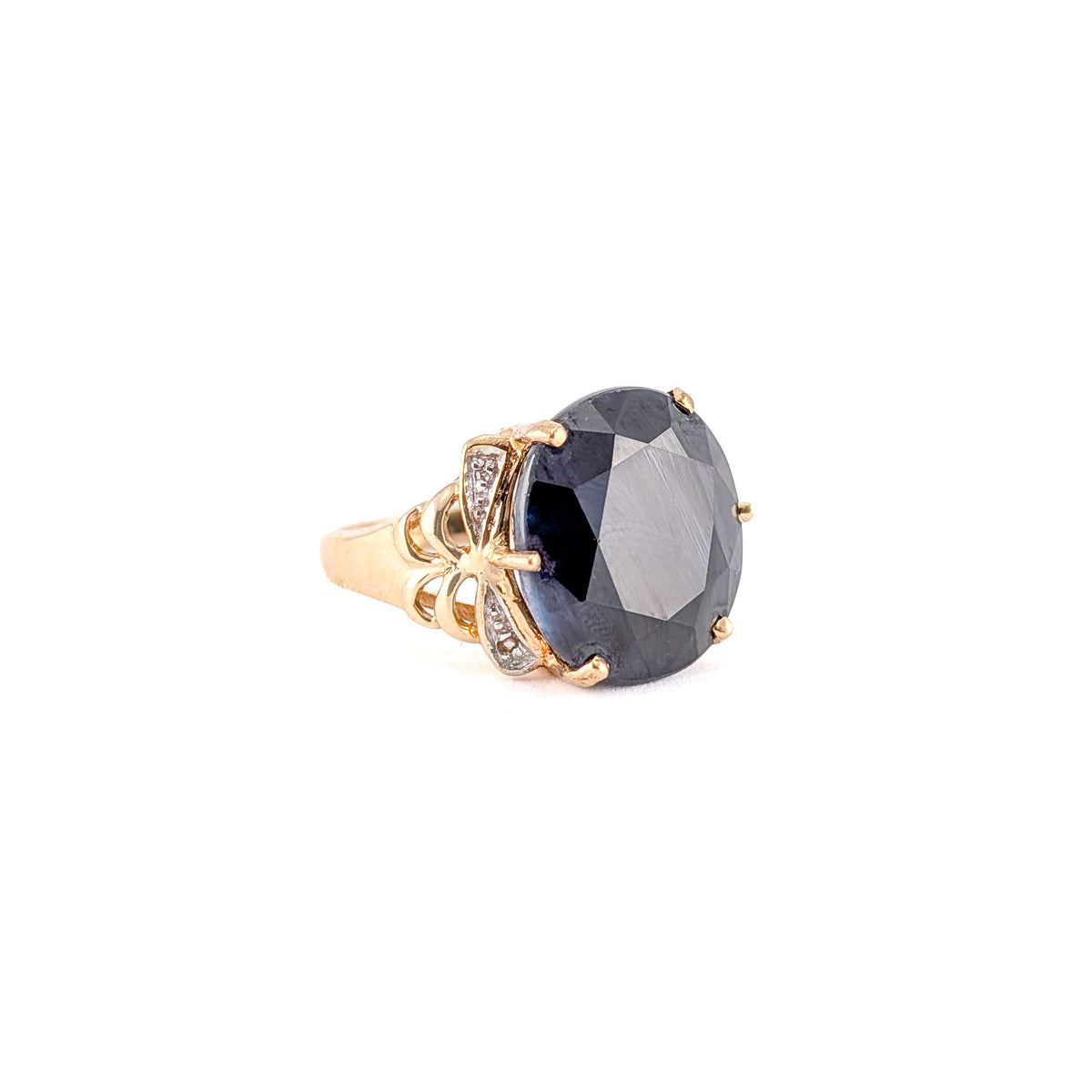 Vintage 10K Yellow Gold 11.28 ct Dark Blue Sapphire & Diamond Cocktail Ring