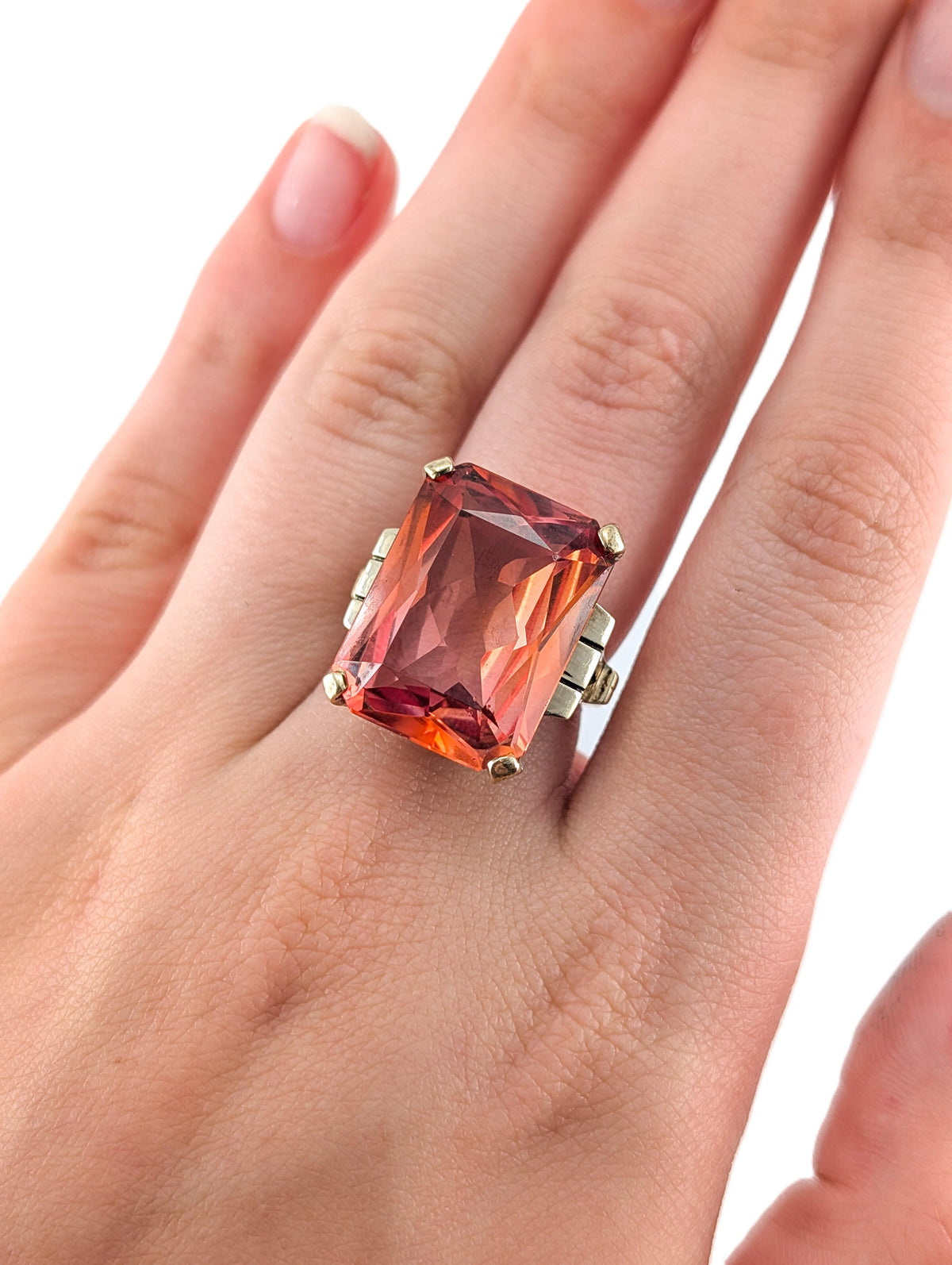 Vintage 10K Yellow Gold 22.24 ct Synthetic Orange Sapphire Cocktail Ring