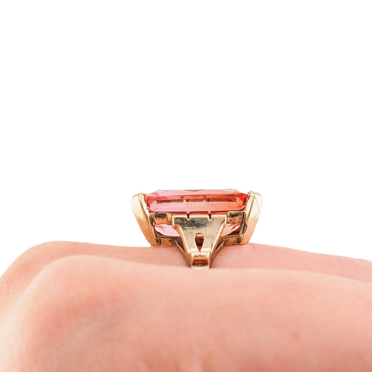 Vintage 10K Yellow Gold 22.24 ct Synthetic Orange Sapphire Cocktail Ring
