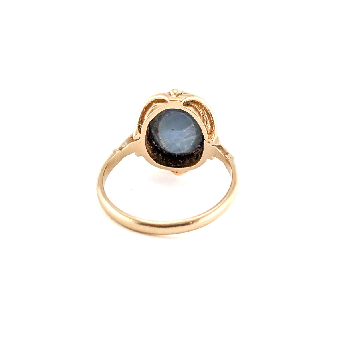 Vintage 9K Yellow Gold Blue & Green Opal Doublet Ring