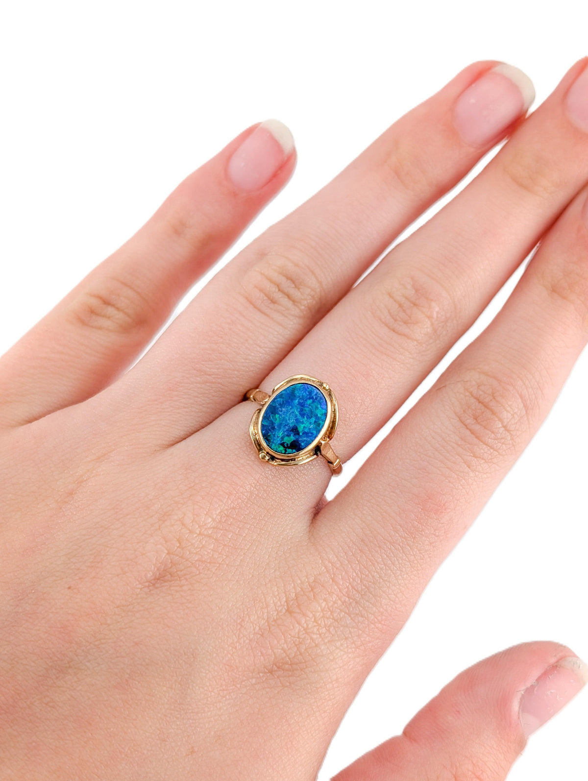 Vintage 9K Yellow Gold Blue & Green Opal Doublet Ring