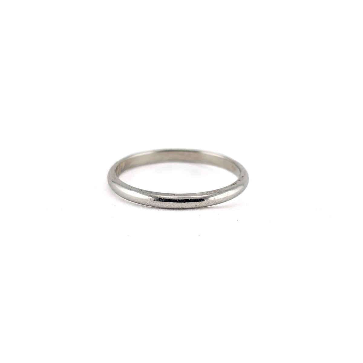 Vintage 1931 18K White Gold Engraved Wedding Band Ring