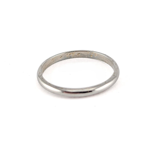 Vintage 1931 18K White Gold Engraved Wedding Band Ring