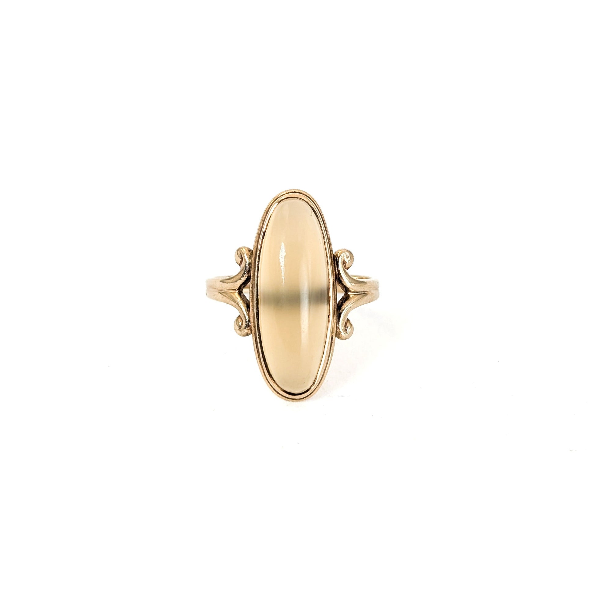 Vintage 10K Gold Natural Chalcedony Ring
