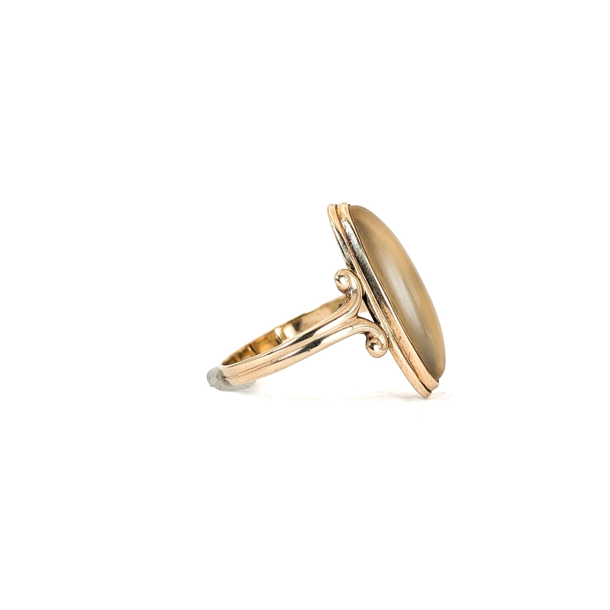Vintage 10K Gold Natural Chalcedony Ring
