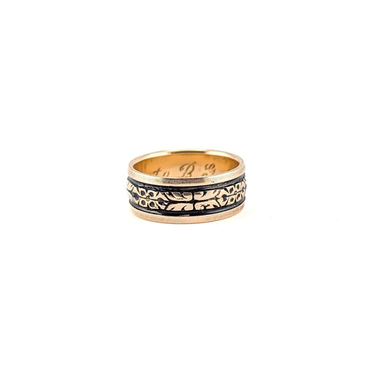 Vintage 14K Gold Blackened Floral Engraved Wedding Band