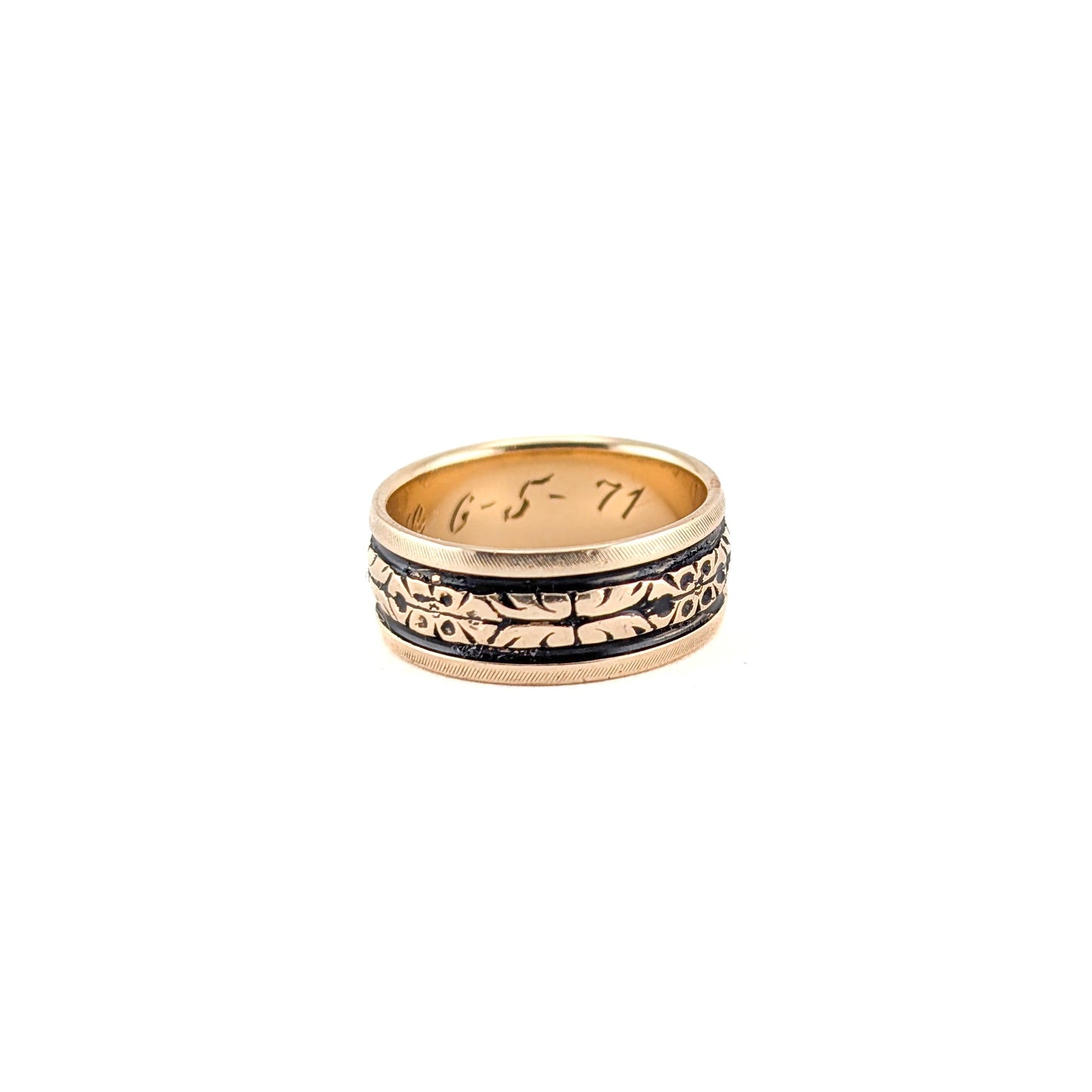 Vintage 14K Gold Blackened Floral Engraved Wedding Band