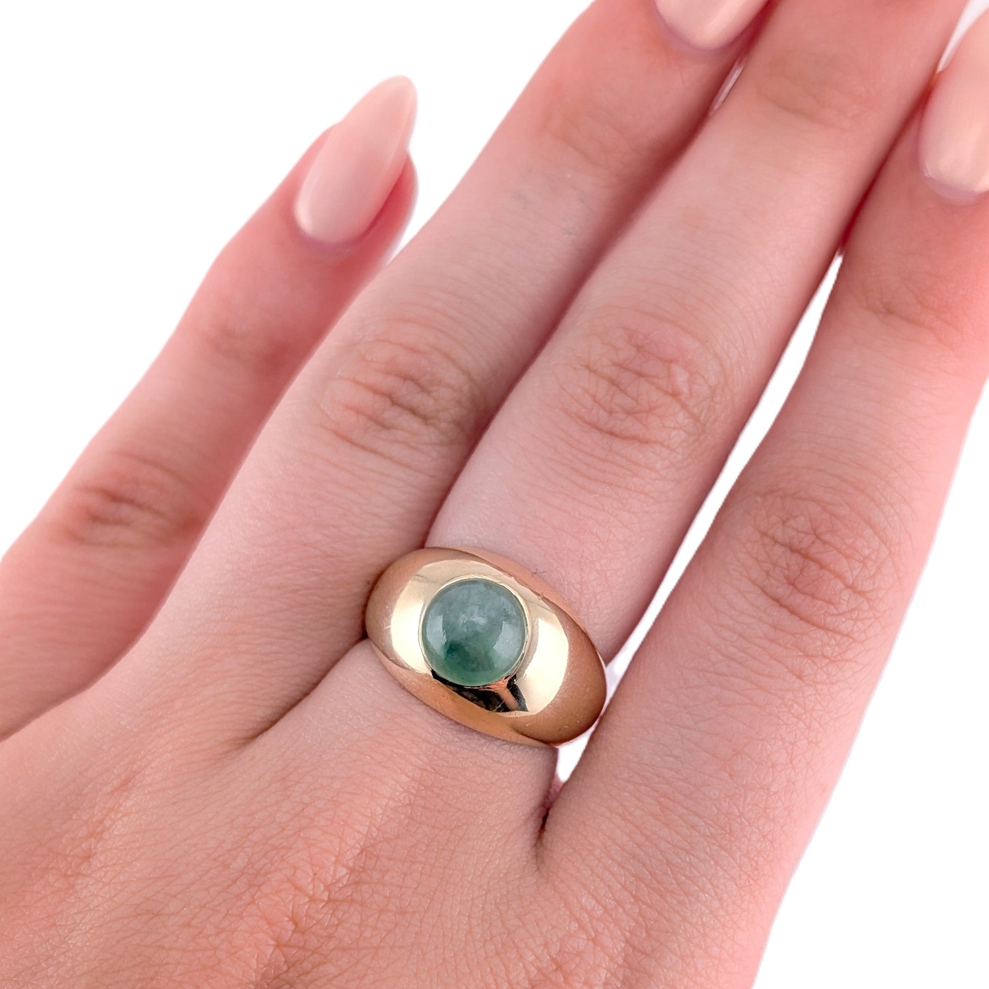 Vintage 14K Gold Jade Cabochon Dome Ring