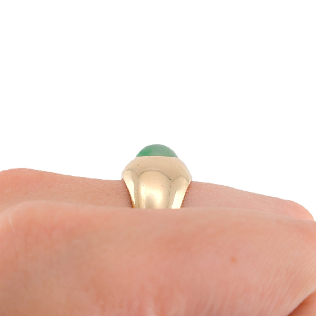 Vintage 14K Gold Jade Cabochon Dome Ring