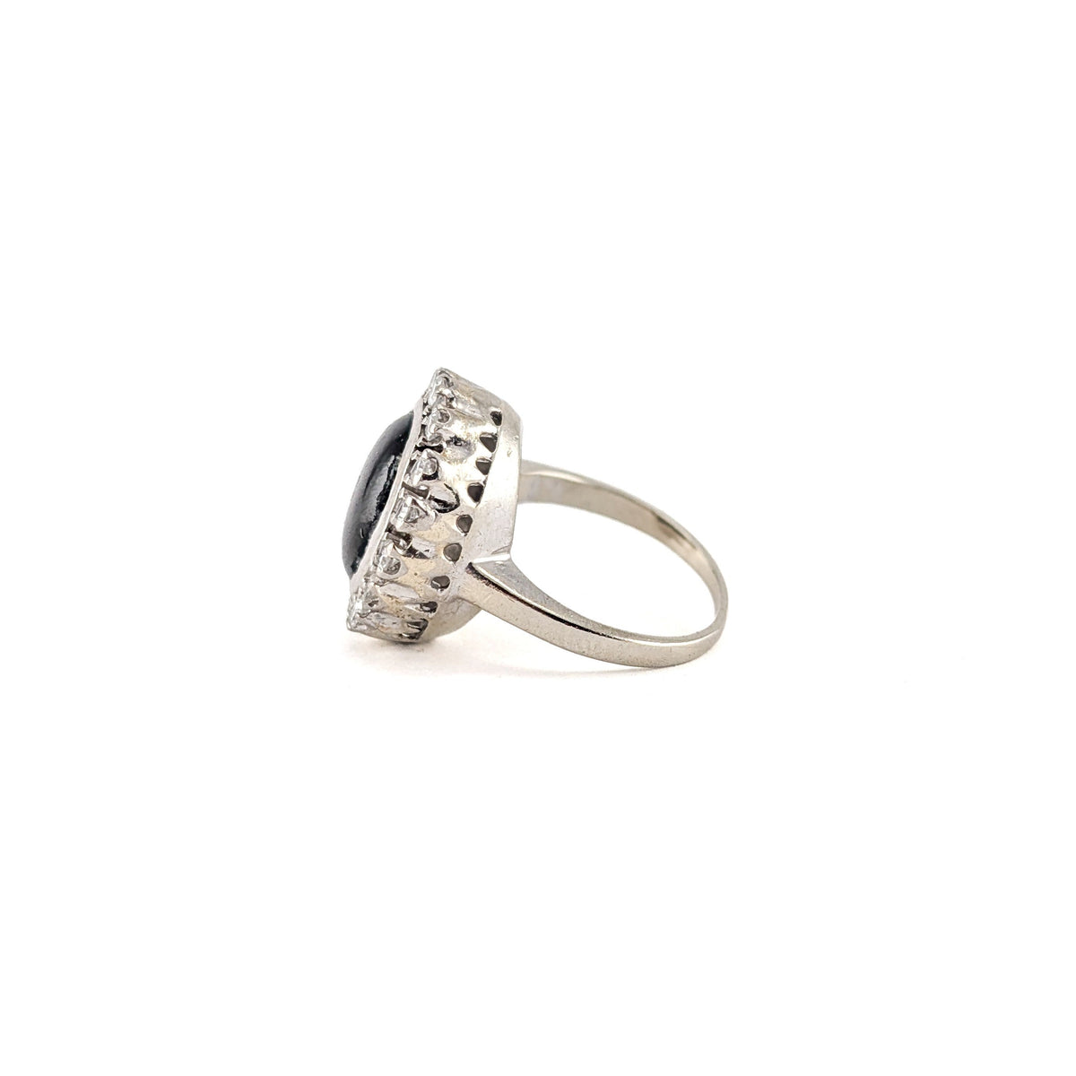 Vintage 14K White Gold Black Star Sapphire & Diamond Halo Statement Ring