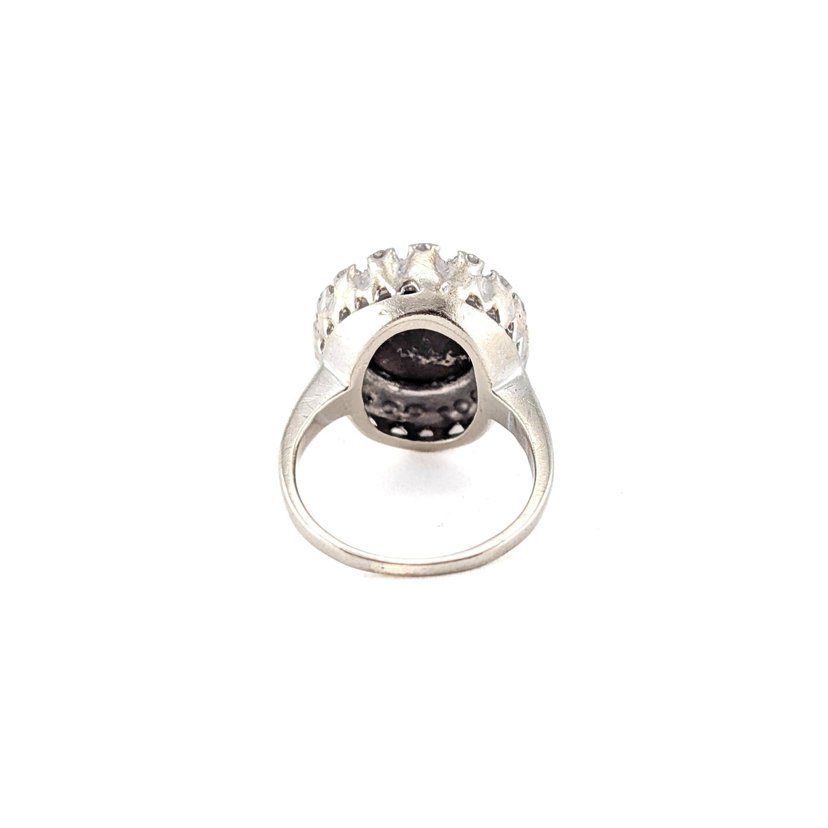 Vintage 14K White Gold Black Star Sapphire & Diamond Halo Statement Ring