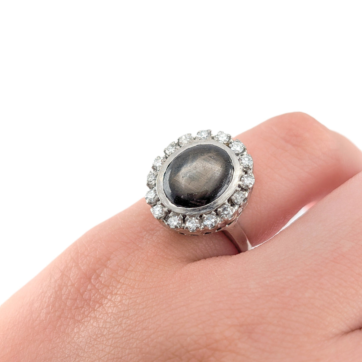 Vintage 14K White Gold Black Star Sapphire & Diamond Halo Statement Ring