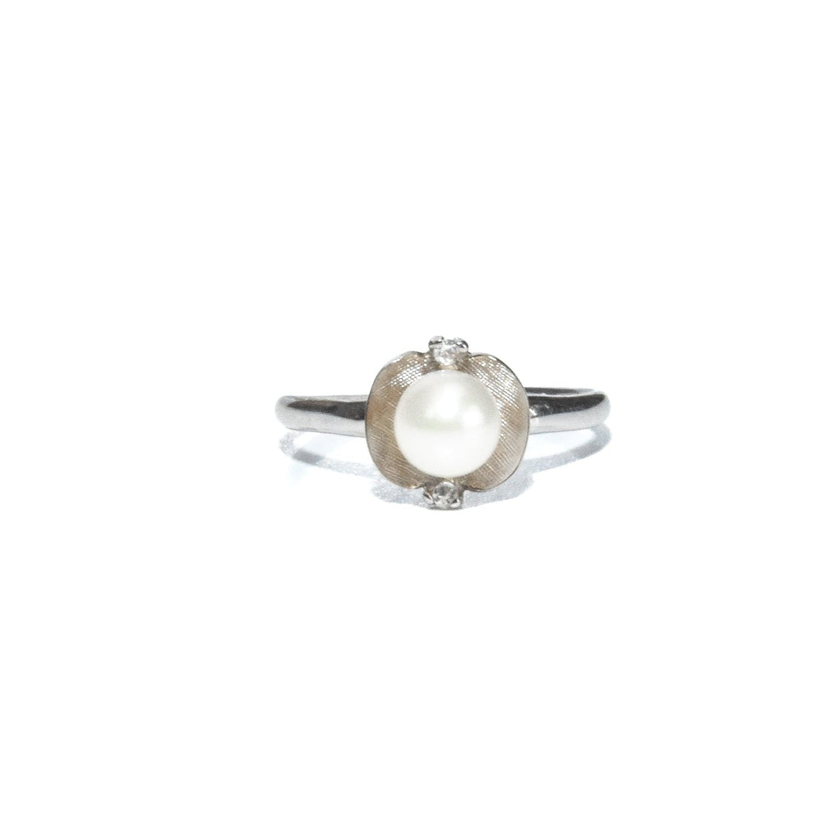Vintage 14k White Gold Pearl & Topaz ring