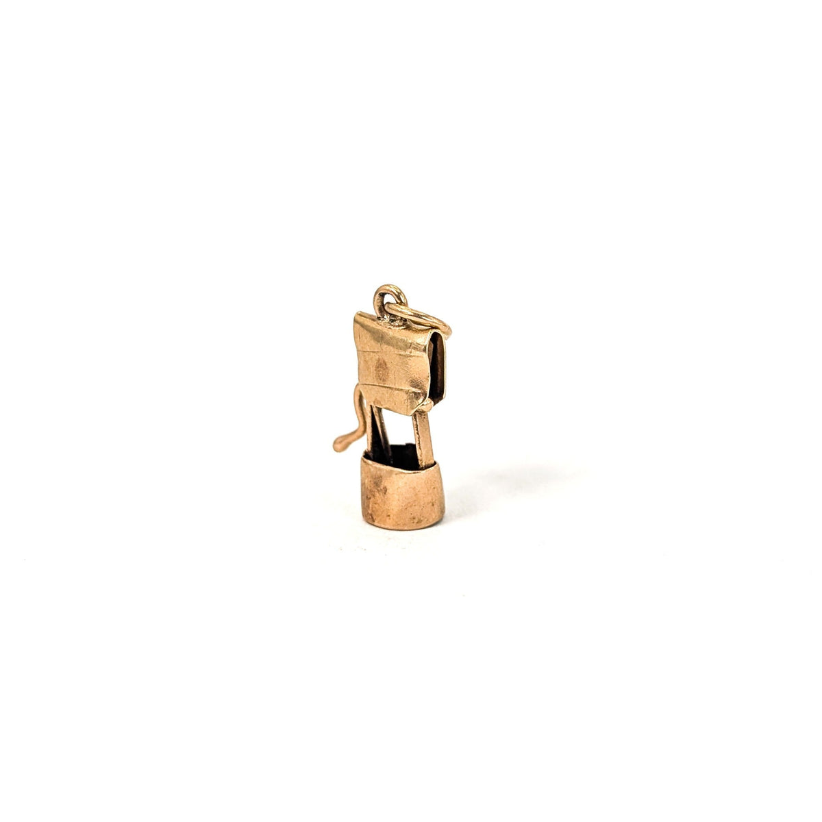 Vintage 9K Gold Wishing Well Mechanical Charm