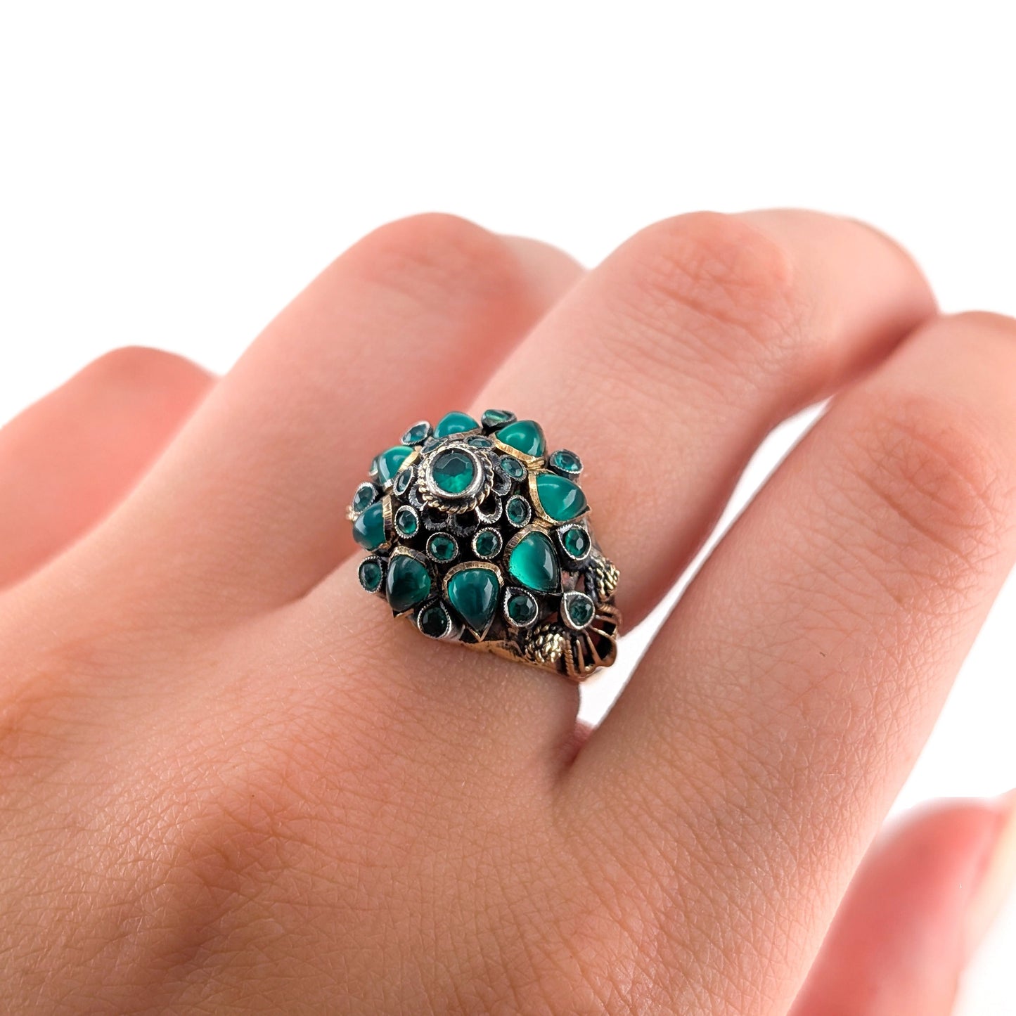Vintage Thai Princess Ring 18K Gold Emerald Cabochon Cluster Statement Ring
